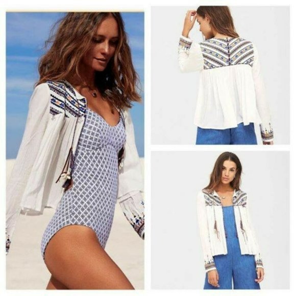 TIGERLILY Seba White Shell Embroidered Light Jacket - Picture 5 of 11